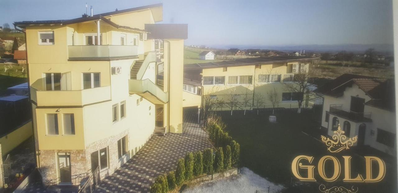 Gold Apartmani Kozarac Zewnętrze zdjęcie